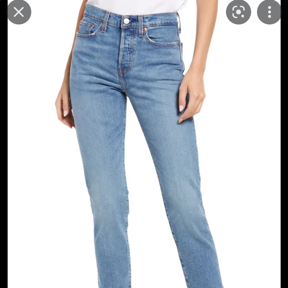 Levi's Women's Wedgie Icon Jeans - Light Blue